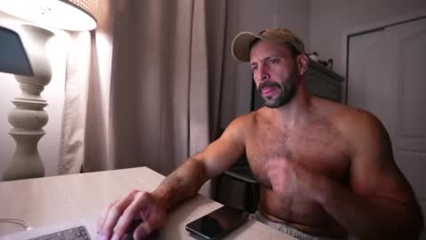 Snapshot of brucestryker chatting on May 6, 2026, 1:03 am onlyfans BRUCESTRYKER online show from May 6, 2026, 1:03 am