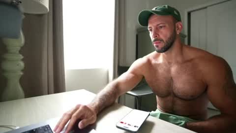 onlyfans BRUCESTRYKER online show from August 2, 2026, 4:16 pm