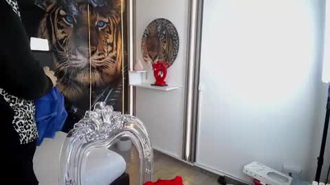 Bruja SCarlata online show from September 17, 2025, 10:17 am