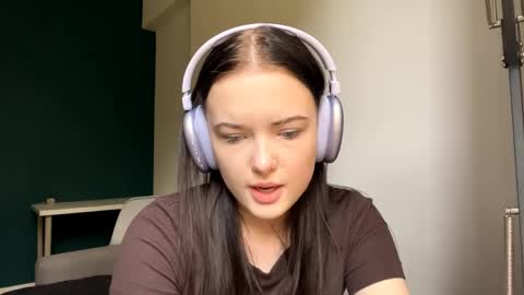 Snapshot of brunaceasor chatting on May 7, 2026, 1:16 pm Luna online show from May 7, 2026, 1:16 pm