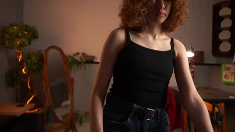 Snapshot of brunaeveritt chatting on April 22, 2026, 2:07 pm Tess online show from April 22, 2026, 2:07 pm