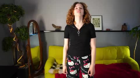 Snapshot of brunaeveritt chatting on May 11, 2026, 1:50 pm Tess online show from May 11, 2026, 1:50 pm