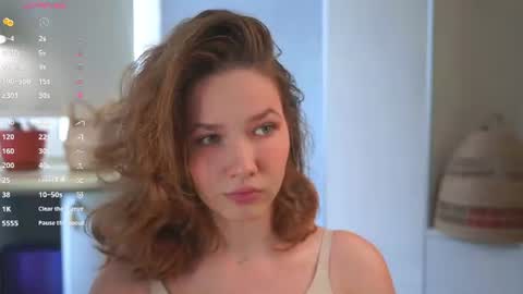 Snapshot of brunaeveritt chatting on July 17, 2026, 4:52 am Tess online show from July 17, 2026, 4:52 am