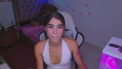 SARAH  online show from April 12, 2026, 3:33 am