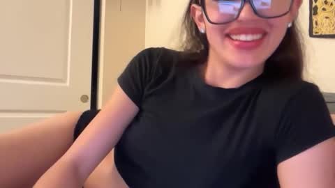 brunettefantasy4848 online show from March 30, 2026, 4:13 am