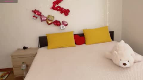 Ellis online show from November 16, 2025, 6:19 am