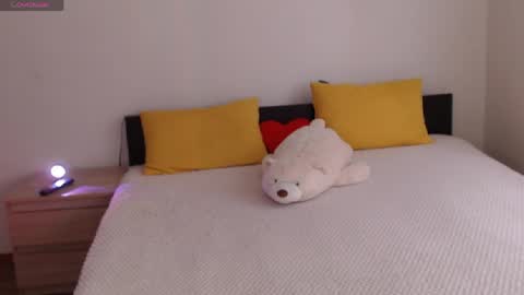 Ellis online show from April 25, 2026, 10:18 am