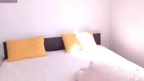 Snapshot of brunettgirl_ chatting on May 5, 2026, 6:54 am Ellis online show from May 5, 2026, 6:54 am