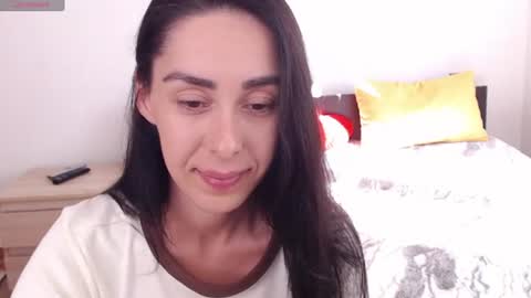 Snapshot of brunettgirl_ chatting on June 10, 2026, 6:23 am Ellis online show from June 10, 2026, 6:23 am