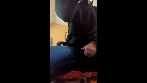 bruno5629 online show from April 6, 2026, 12:06 pm