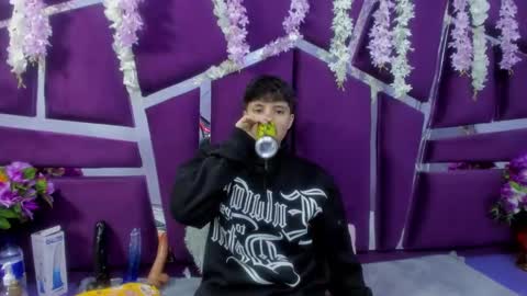 Snapshot of bruno_cruz chatting on February 4, 2026, 3:23 am Bruno Cruz online show from February 4, 2026, 3:23 am