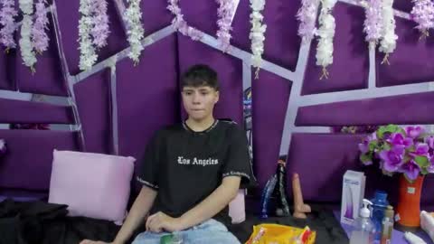 Snapshot of bruno_cruz chatting on February 18, 2026, 2:40 am Bruno Cruz online show from February 18, 2026, 2:40 am