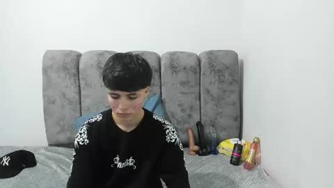 Snapshot of bruno_cruz chatting on March 25, 2026, 3:34 am Bruno Cruz online show from March 25, 2026, 3:34 am