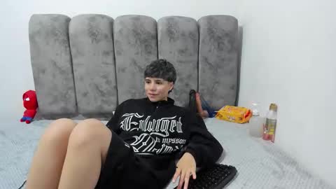 Snapshot of bruno_cruz chatting on April 29, 2026, 2:26 am Bruno Cruz online show from April 29, 2026, 2:26 am