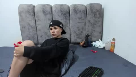 Snapshot of bruno_cruz chatting on June 10, 2026, 2:12 am Bruno Cruz online show from June 10, 2026, 2:12 am