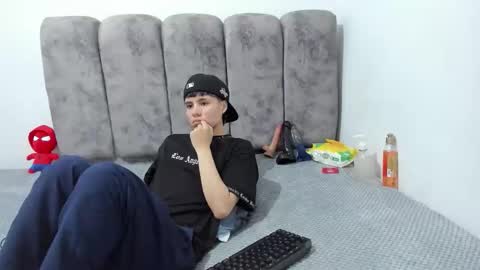 Snapshot of bruno_cruz chatting on June 11, 2026, 3:15 am Bruno Cruz online show from June 11, 2026, 3:15 am