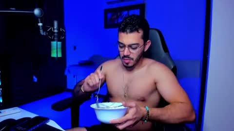 Snapshot of bruno_diaz31 chatting on June 16, 2026, 5:43 am Bruno online show from June 16, 2026, 5:43 am