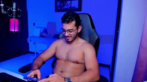 Snapshot of bruno_diaz31 chatting on June 30, 2026, 3:29 am Bruno online show from June 30, 2026, 3:29 am