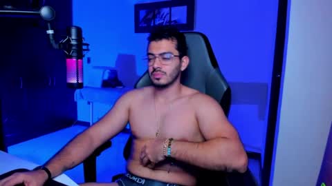 Snapshot of bruno_diaz31 chatting on July 13, 2026, 3:53 am Bruno online show from July 13, 2026, 3:53 am