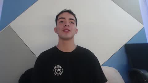 Bruno online show from December 3, 2025, 1:09 pm