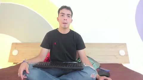 Bruno online show from December 5, 2025, 1:20 pm