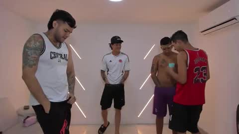 brutal_sex_nympho12 online show from October 18, 2025, 12:28 pm