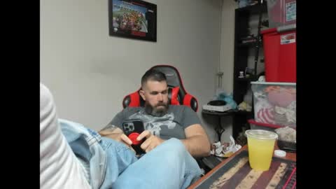 Snapshot of brutalmaster1983 chatting on May 8, 2026, 6:13 pm BRUTALMASTER1983 online show from May 8, 2026, 6:13 pm