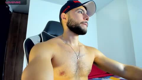 bryan_oficials online show from October 5, 2025, 1:59 am