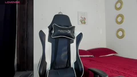 bryan_oficials online show from April 20, 2026, 9:16 pm