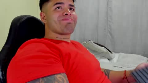 Snapshot of bryan_stoness chatting on December 4, 2024, 1:58 am bryan stoness online show from December 4, 2024, 1:58 am