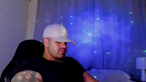 Snapshot of bryan_stoness chatting on December 20, 2024, 2:30 am bryan stoness online show from December 20, 2024, 2:30 am