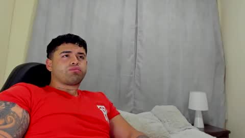 Snapshot of bryan_stoness chatting on March 11, 2025, 12:33 am bryan stoness online show from March 11, 2025, 12:33 am