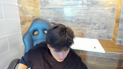 B R Y C E  online show from February 23, 2025, 3:29 pm