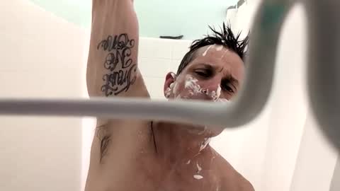 Snapshot of btownstud chatting on December 14, 2025, 5:46 am btownstud online show from December 14, 2025, 5:46 am