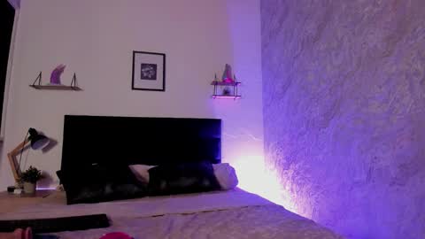 Bubbalo  online show from October 17, 2025, 10:12 pm