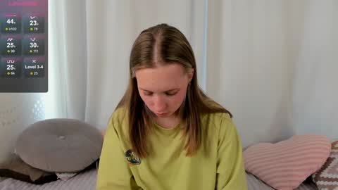 Sabrina  online show from February 6, 2025, 10:48 am