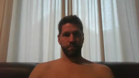 bubblebee1982 online show from October 3, 2025, 6:43 am