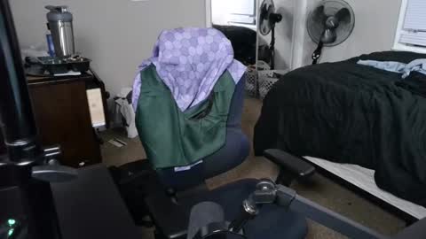 BubblebuttBdn online show from September 24, 2025, 7:01 am