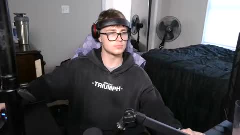 BubblebuttBdn online show from September 24, 2025, 11:52 pm