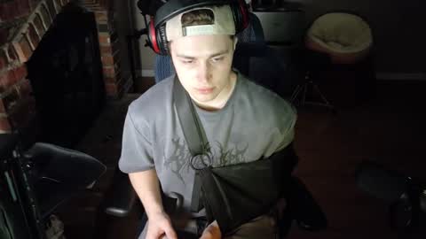 BubblebuttBdn online show from April 21, 2026, 1:42 am