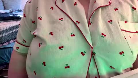 bubblegirl online show from March 24, 2026, 1:16 pm