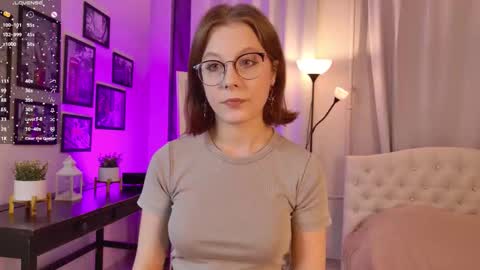 Alice online show from October 4, 2025, 8:18 pm