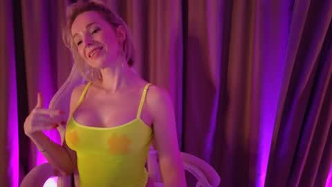 bubbling_crush online show from February 23, 2025, 1:35 am