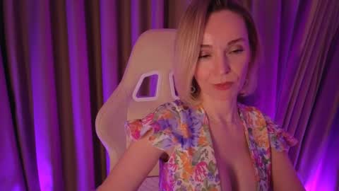 bubbling_crush online show from February 27, 2025, 11:26 pm