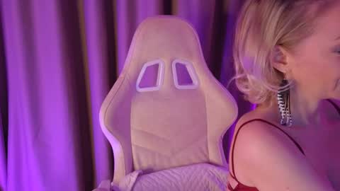 bubbling_crush online show from March 8, 2025, 9:18 pm