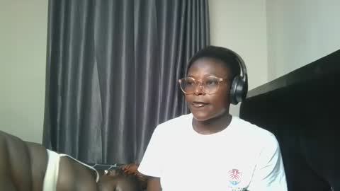 Bubbly online show from November 24, 2025, 7:08 am