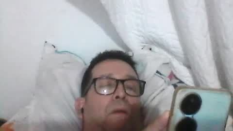 buchs32 online show from June 15, 2026, 3:42 am