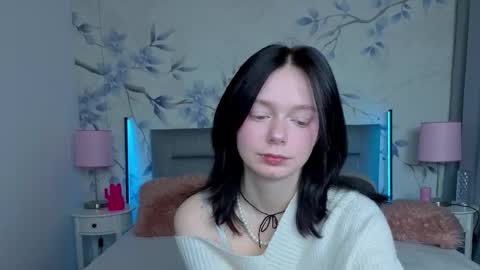 Leona online show from March 2, 2026, 10:49 pm