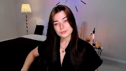 Snapshot of buckssbunny chatting on July 24, 2026, 11:30 am Ari online show from July 24, 2026, 11:30 am