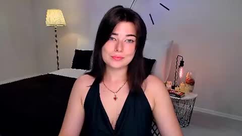Snapshot of buckssbunny chatting on August 6, 2026, 11:12 am Ari online show from August 6, 2026, 11:12 am